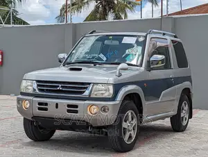 Mitsubishi Pajero 2005