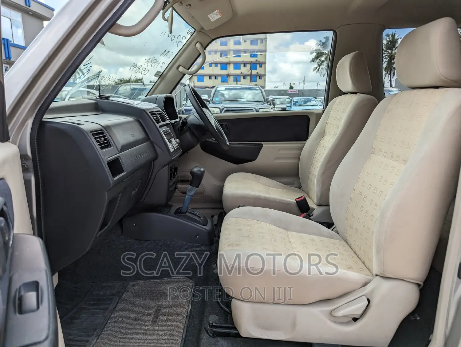 Mitsubishi Pajero 2005