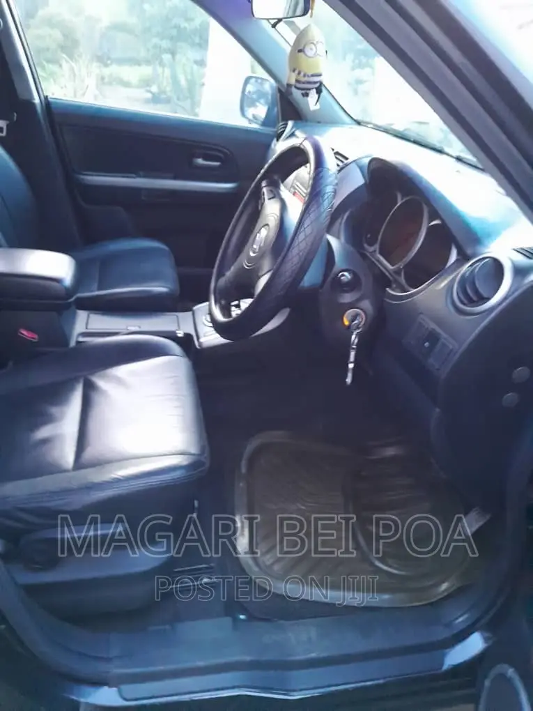 Suzuki Escudo 2005 Black