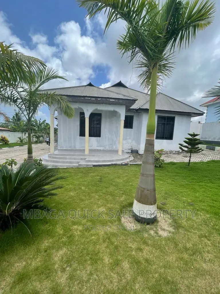 3bdrm House in Tegeta Wazo, Bunju for sale