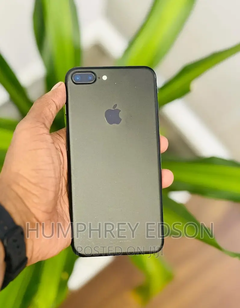 Apple iPhone 7 Plus 128 GB Black