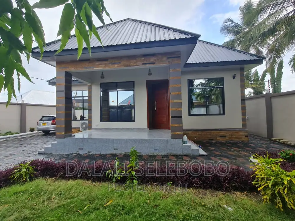 3bdrm Bungalow in Bunju A for sale