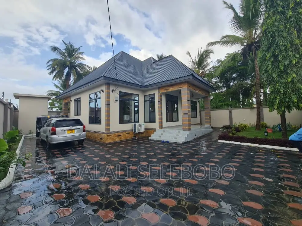 3bdrm Bungalow in Bunju A for sale