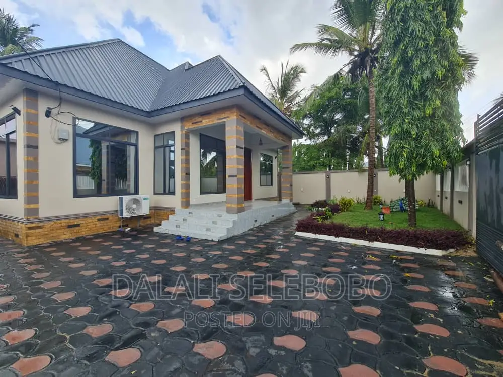 3bdrm Bungalow in Bunju A for sale
