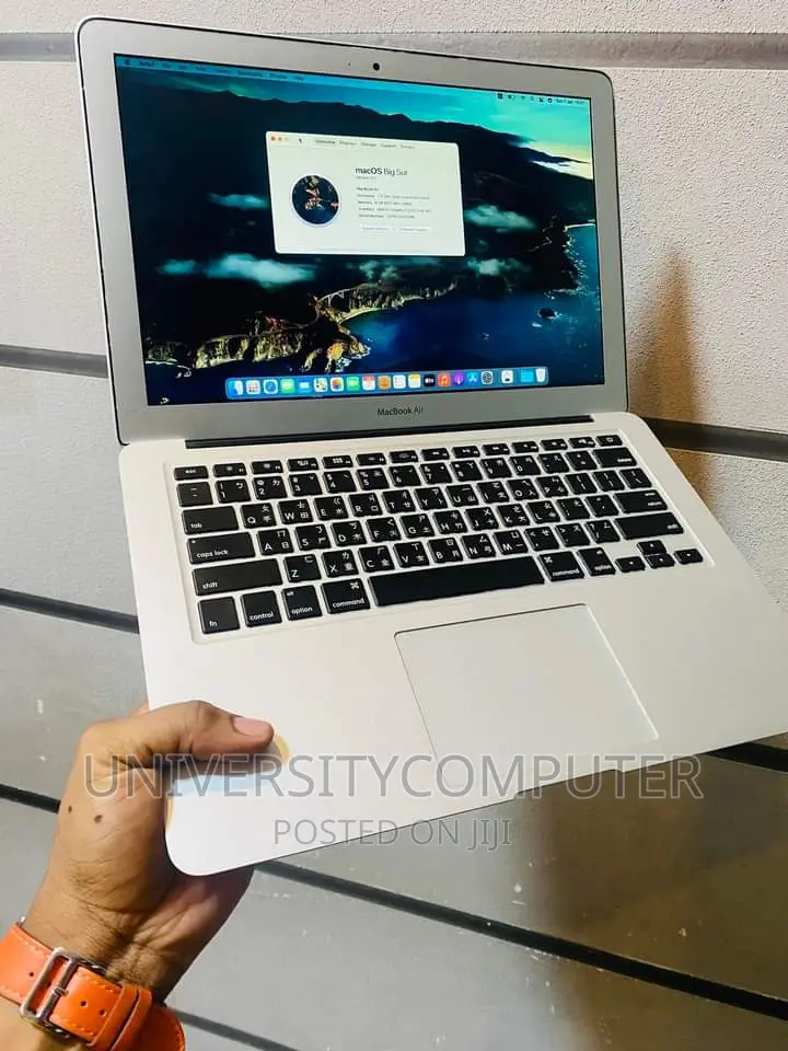 Laptop Apple MacBook Pro 2015 8GB Intel Core I5 SSD 256GB