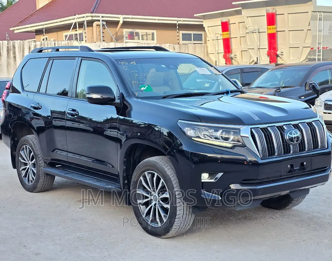 Toyota Land Cruiser Prado 2.7 2019 Black