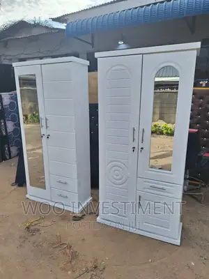 Makabati Ya Nguo Classic Sana Na Quality Sana Yenye Uimara .