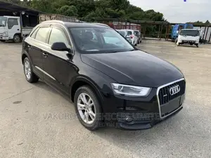 Audi Q3 2012 Black