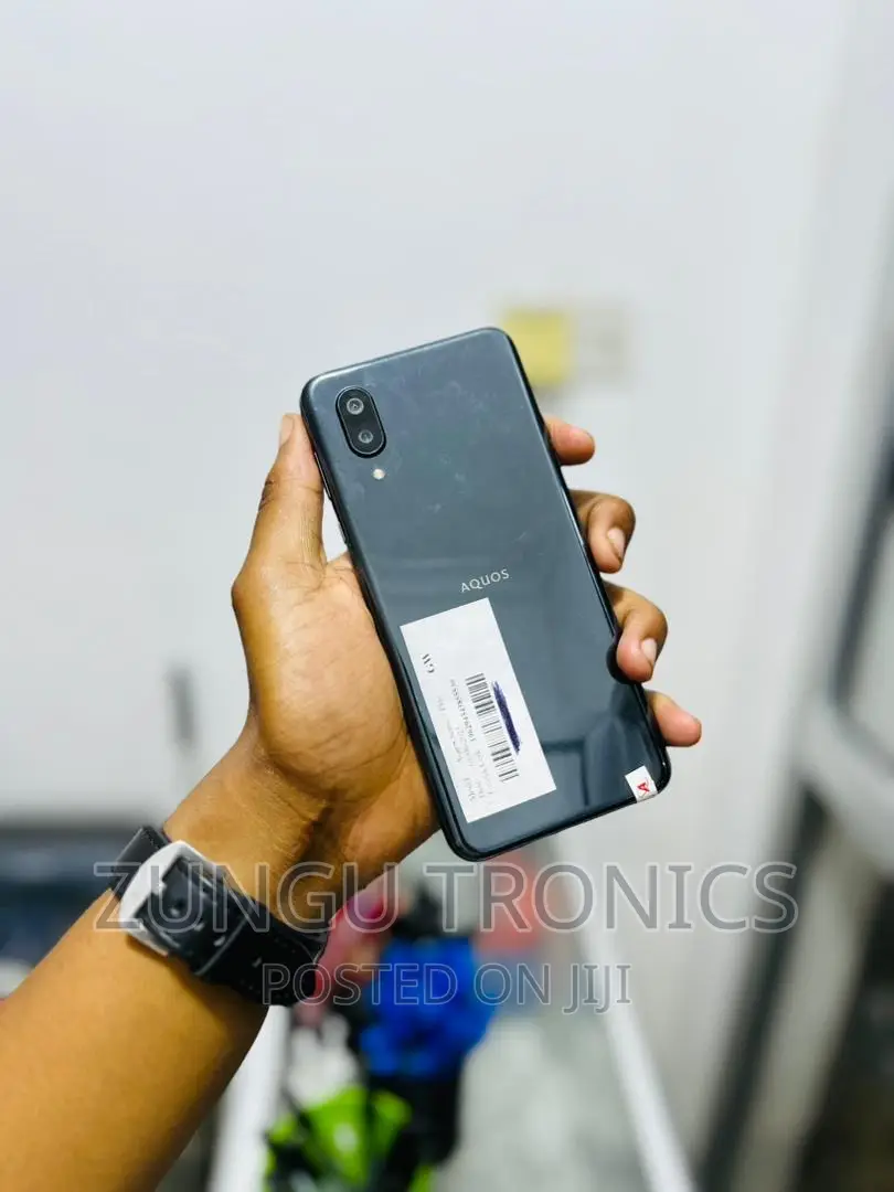 New Sharp Aquos Sense 3 Plus SHV46 64 GB Black