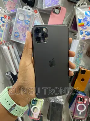New Apple iPhone 14 Pro Max 256 GB Black