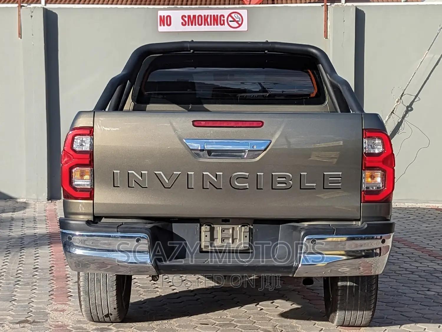 Toyota Hilux 2022 Gray