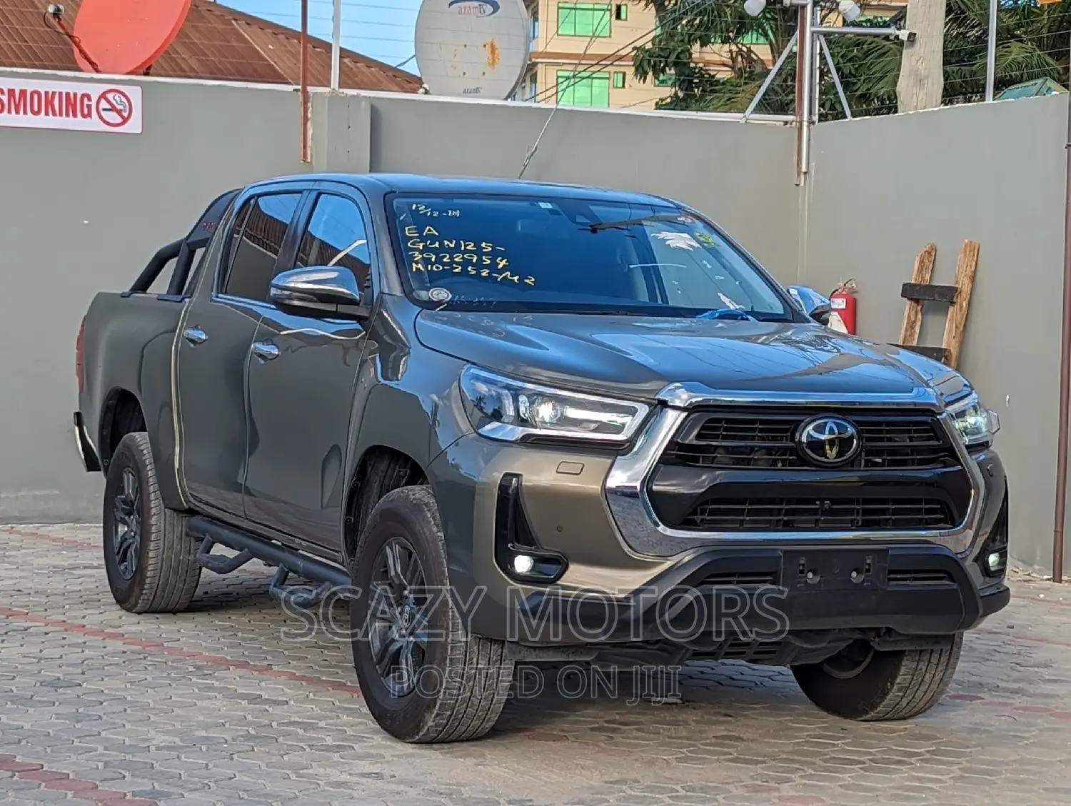 Toyota Hilux 2022 Gray