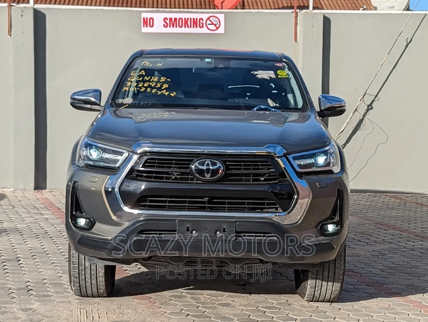 Toyota Hilux 2022 Gray