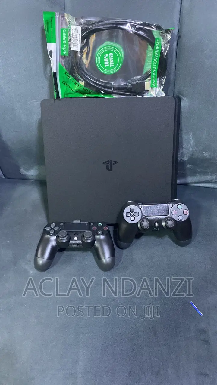 Playstation 4 Slim