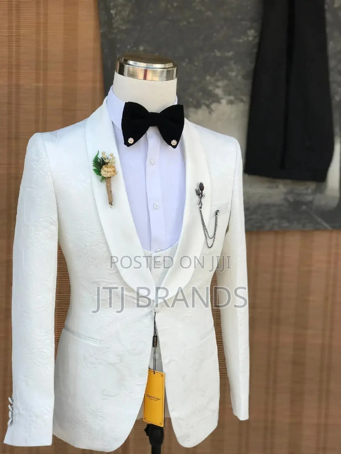 Celebrity New Suit