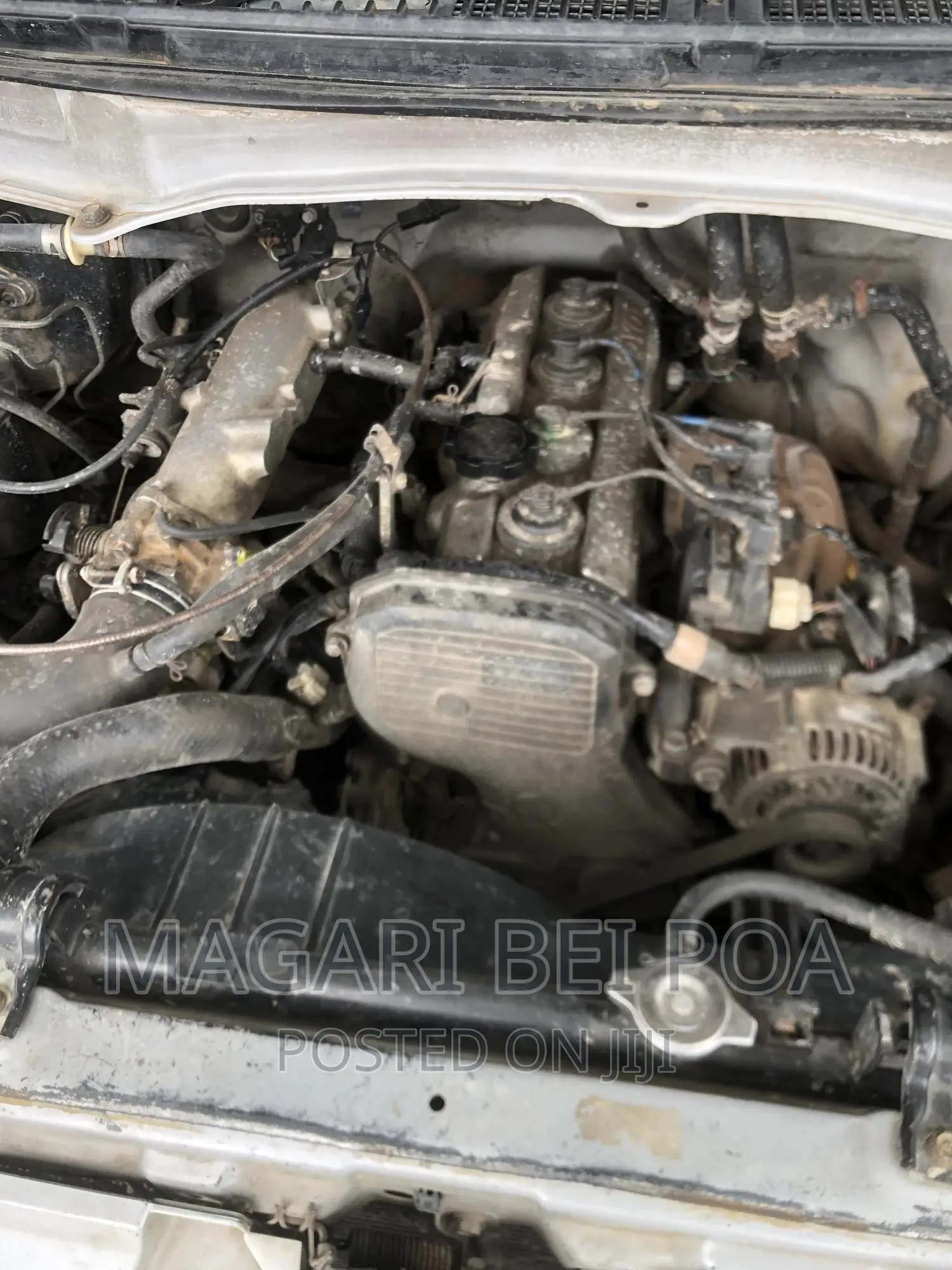 Toyota Noah 2001 White