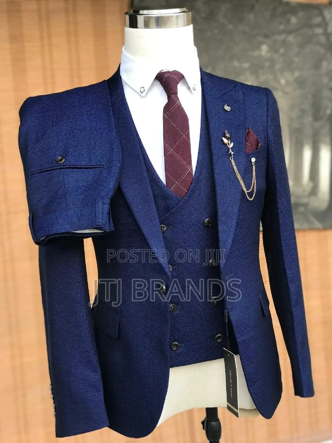 Melano Henry Suits