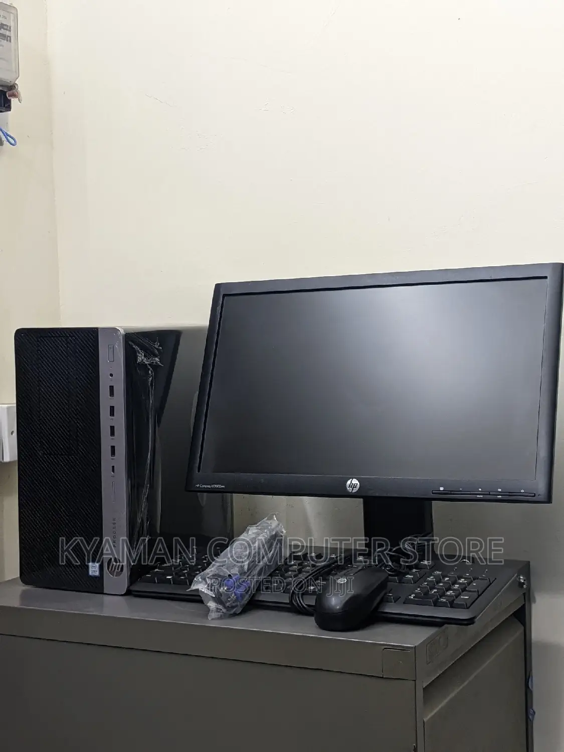 Desktop Computer HP ProDesk 600 8GB Intel Core I5 SSD 256GB