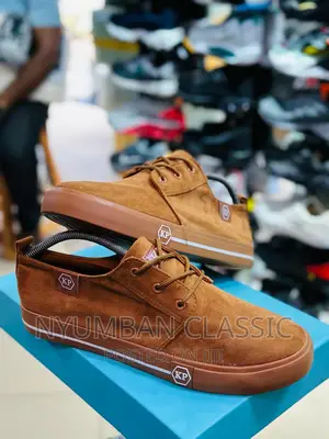 Tomy Takkies Shoes
