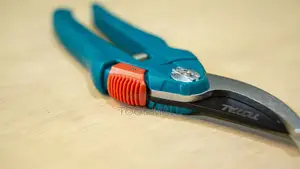 Total Pruning Shears 8"