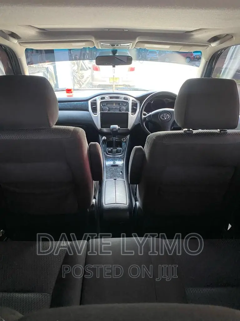 Toyota Kluger 2004 Gold
