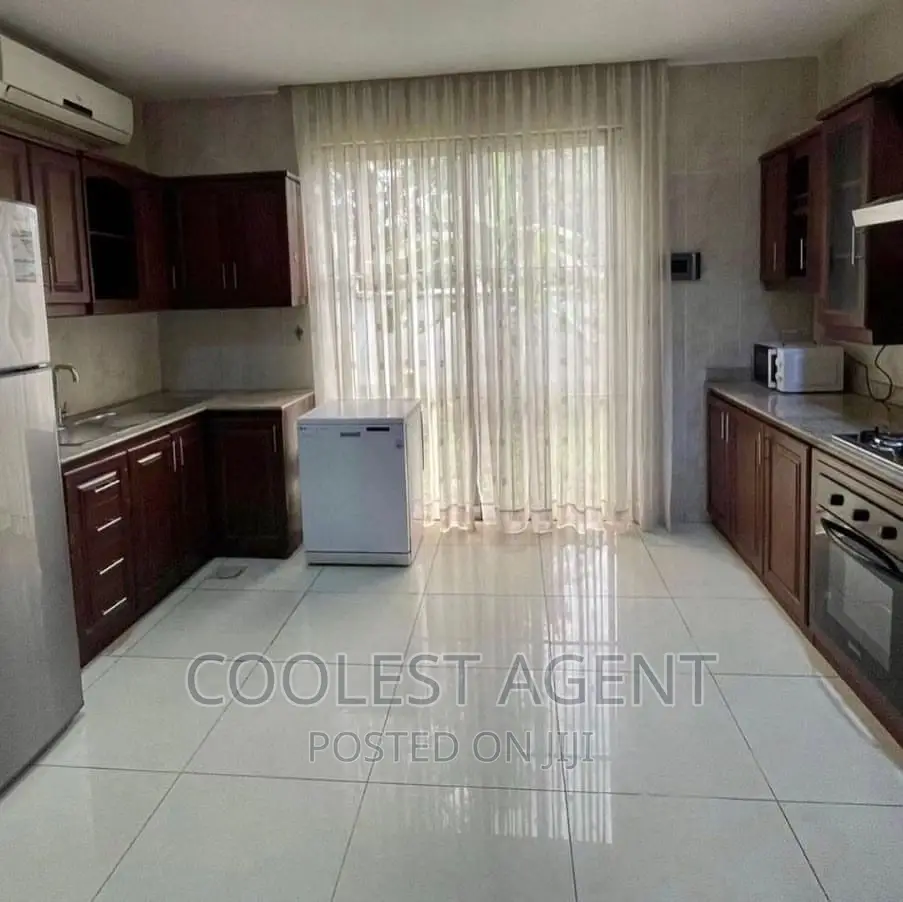 Furnished 4bdrm Villa in Oysterbay, Kinondoni for rent