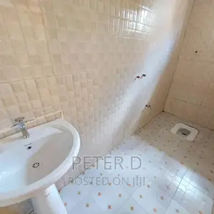 1bdrm Apartment in Kimara for rent