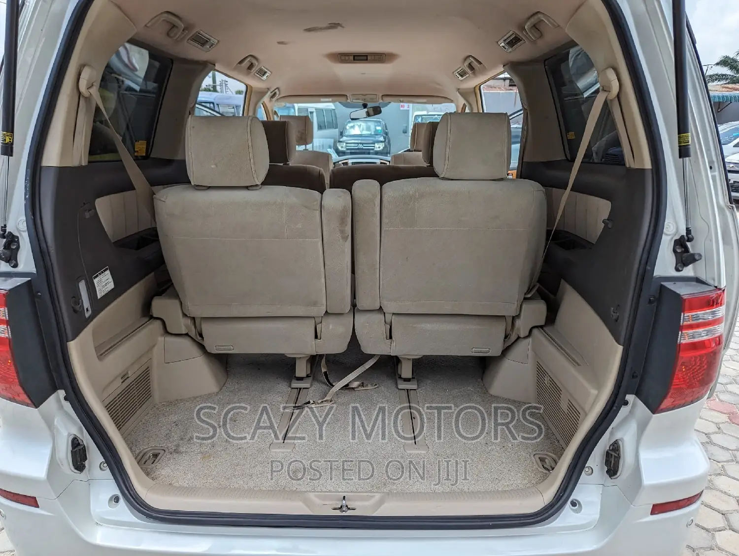 Toyota Alphard 2006