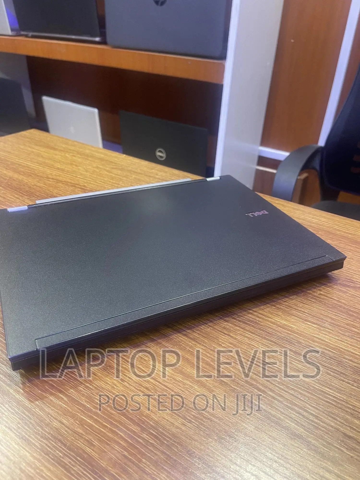 Laptop Dell Latitude E4300 4GB Intel HDD 320GB