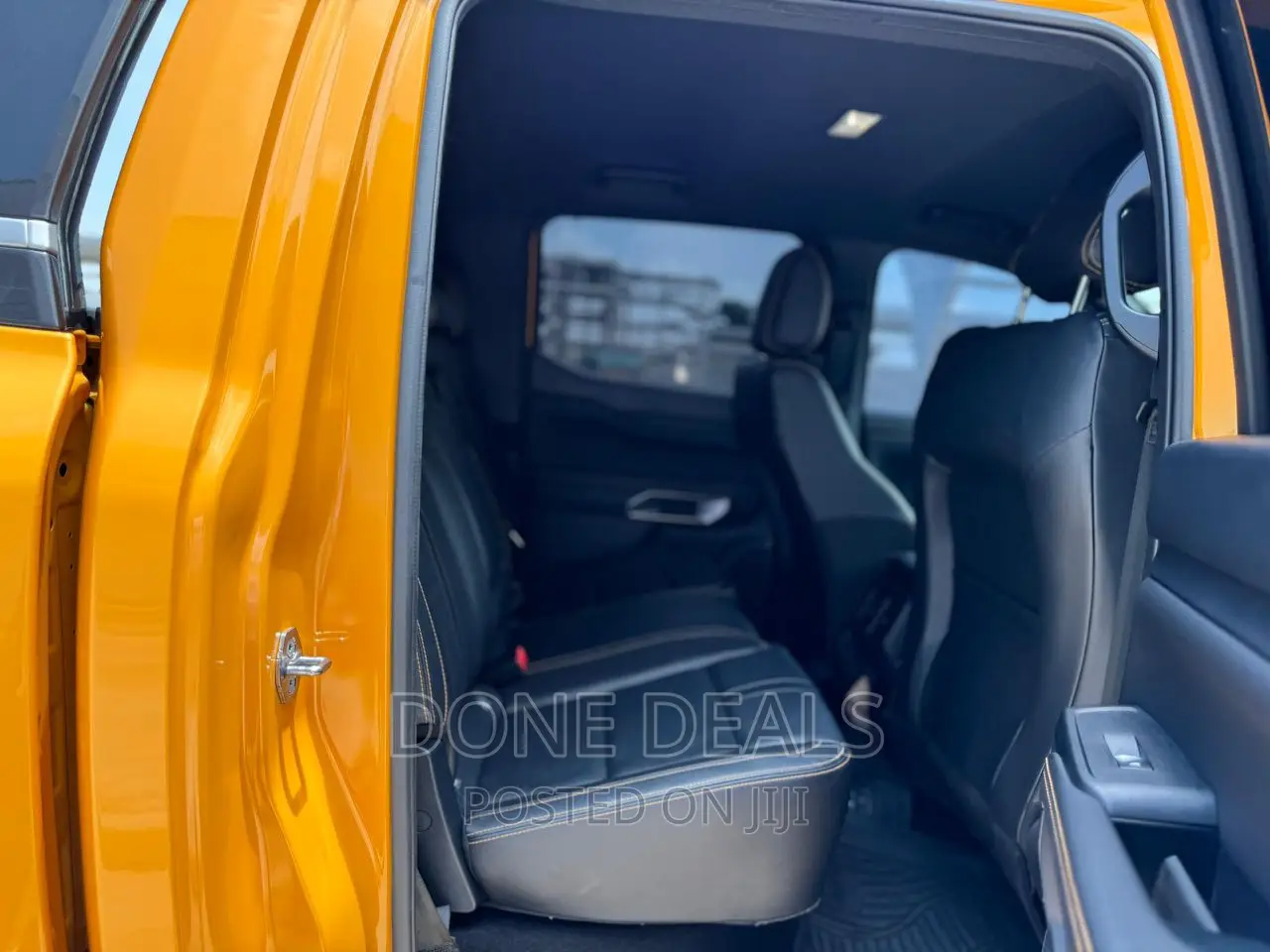 Ford Ranger 2023 Yellow