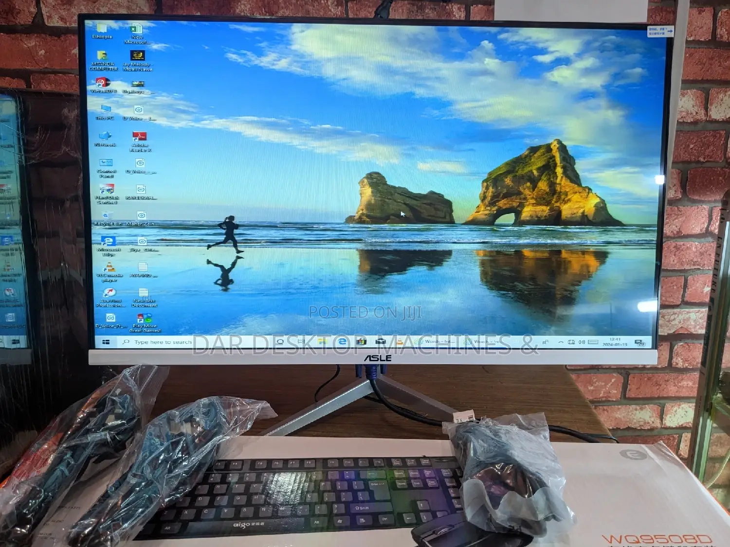 Frameless Monitors Inch 24 (Brand New)