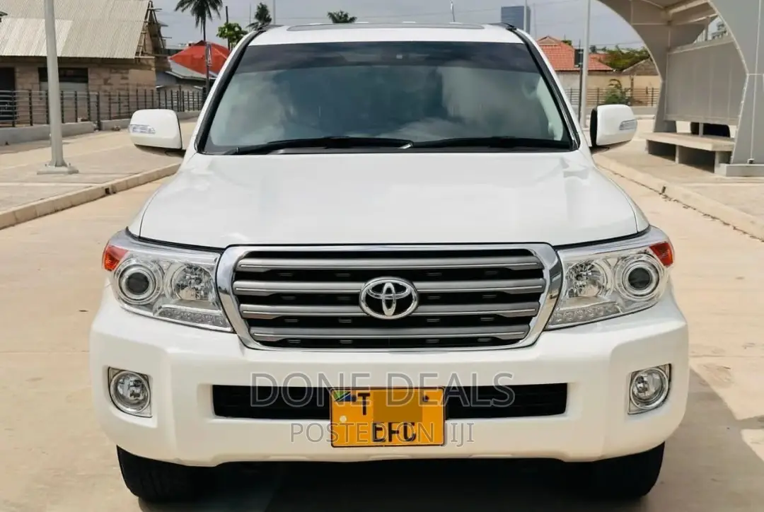 Toyota Land Cruiser 2012 Black