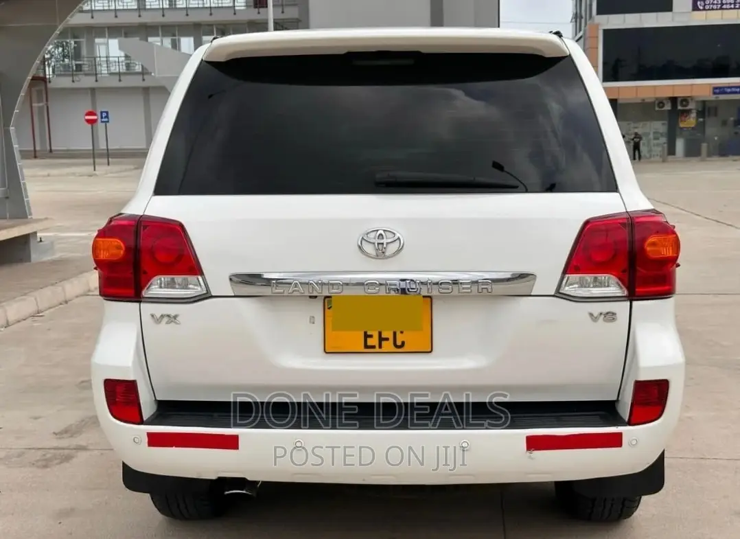 Toyota Land Cruiser 2012 Black