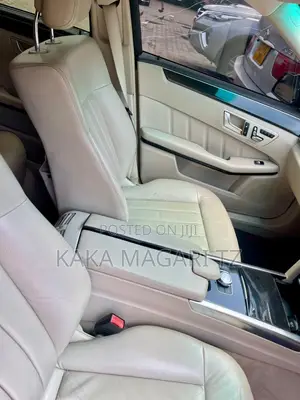 Mercedes-Benz E250 SV Premium 2014 Brown