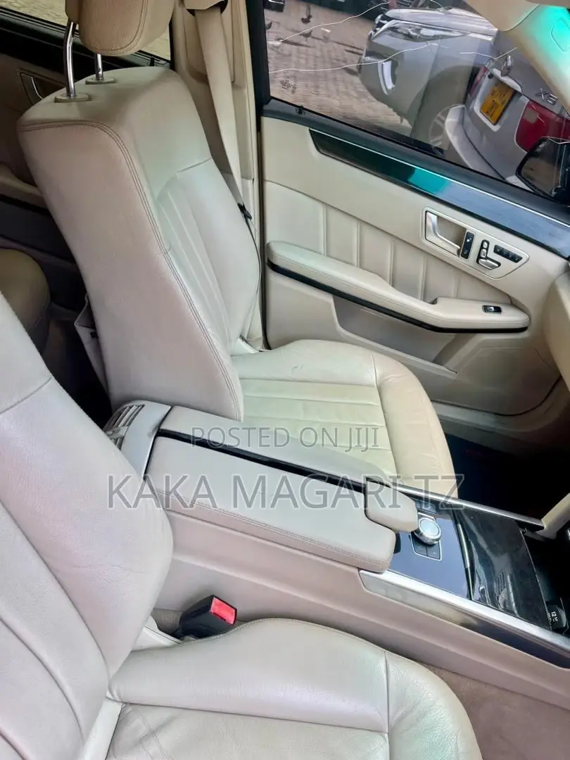 Mercedes-Benz E250 SV Premium 2014 Brown
