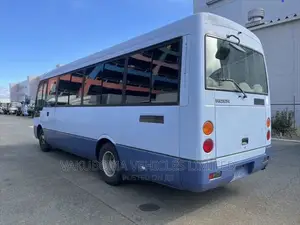 Mitsubishi Fuso Rosa 2001 Blue