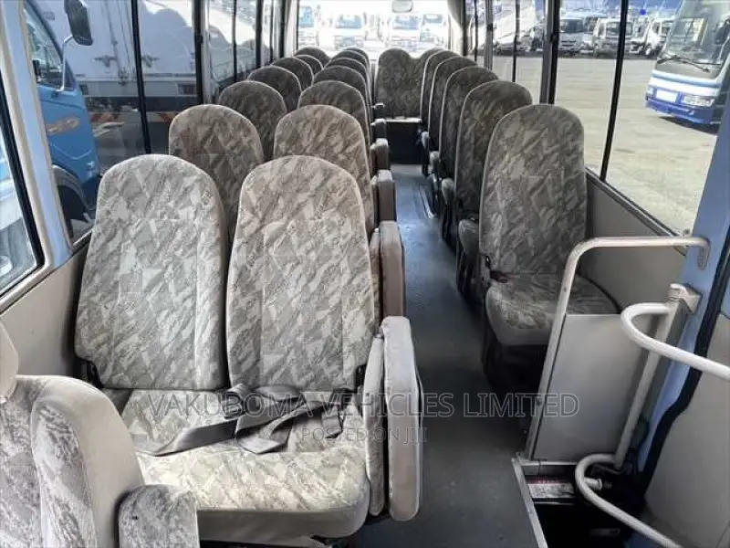 Mitsubishi Fuso Rosa 2001 Blue