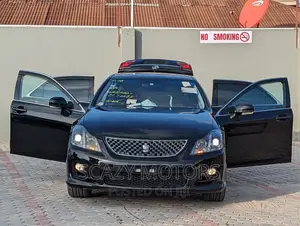 Toyota Crown 2008