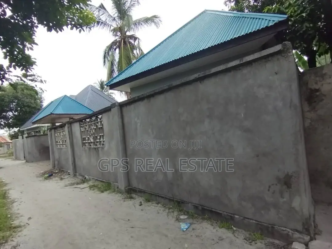 3bdrm Apartment in Kivule, Ilala for sale