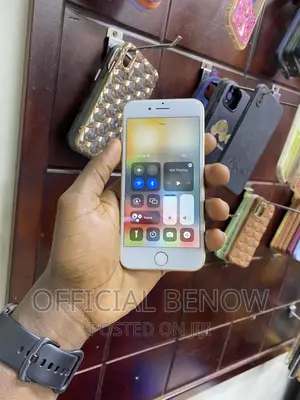 Apple iPhone 7 32 GB Gold