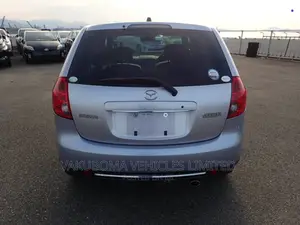 Mazda Verisa 2009 Silver