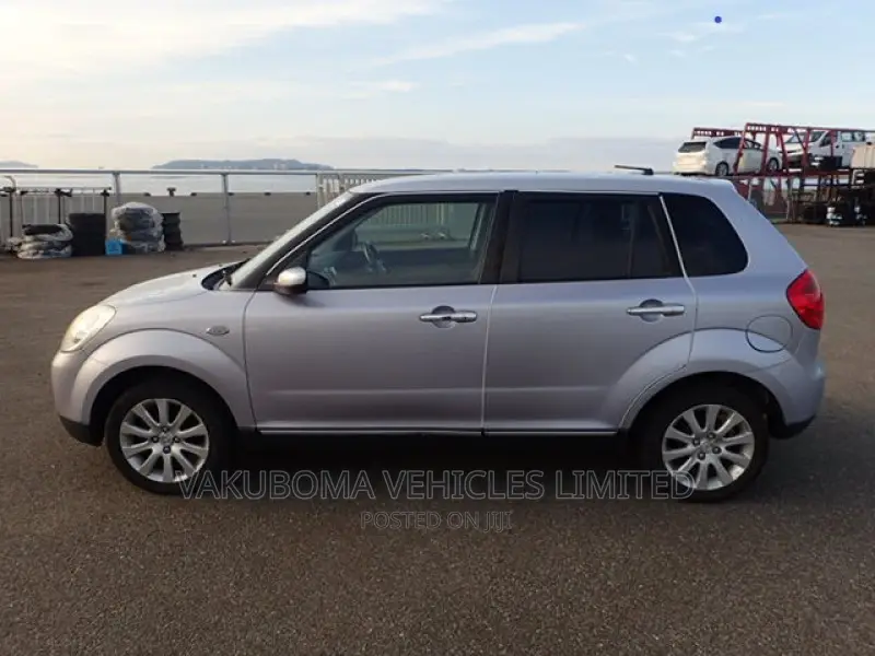 Mazda Verisa 2009 Silver