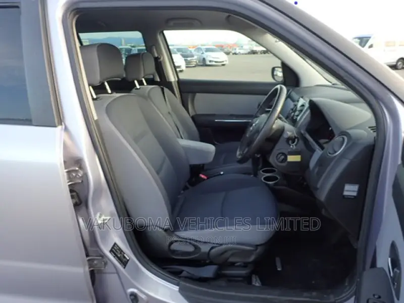 Mazda Verisa 2009 Silver