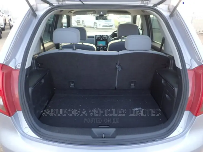 Mazda Verisa 2009 Silver