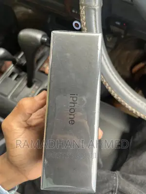 New Apple iPhone 11 Pro 64 GB Green