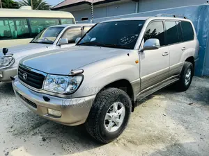 Toyota Land Cruiser 2008 Beige