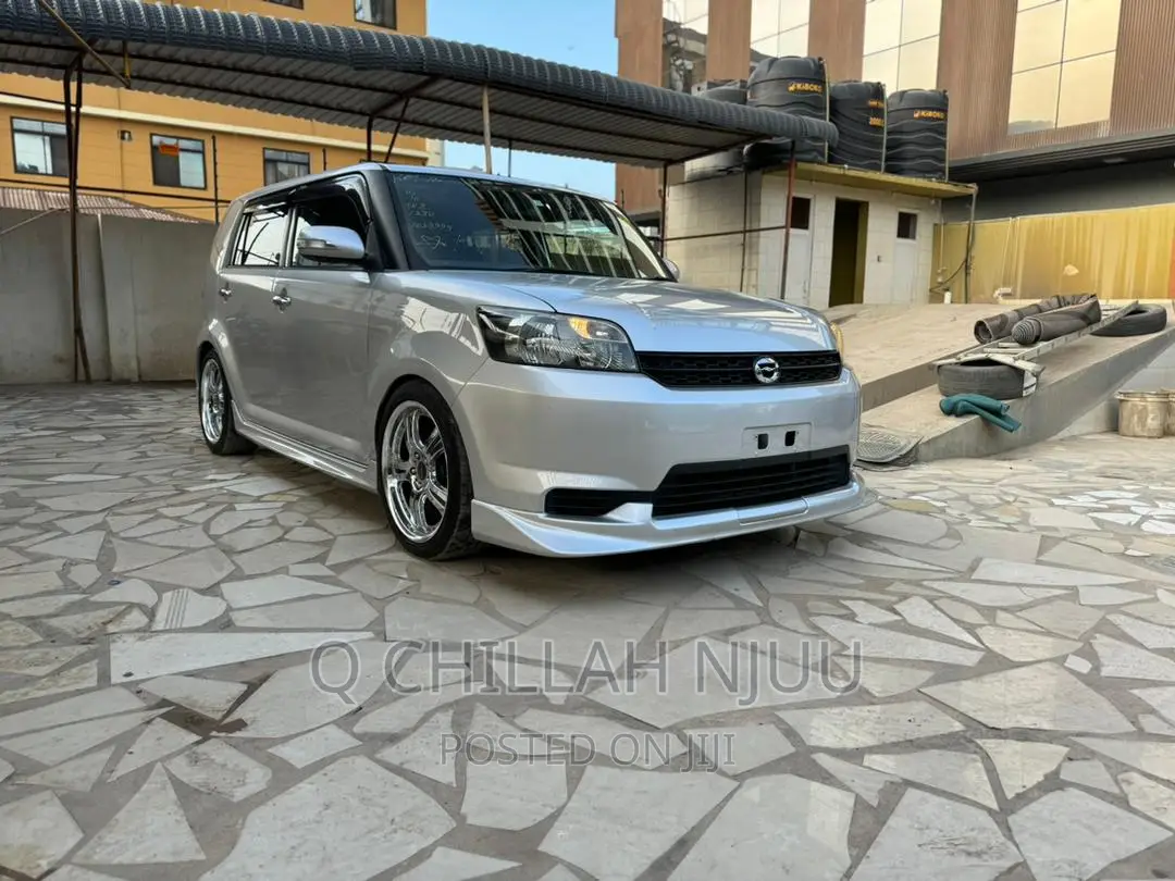 Toyota Corolla Rumion 2009 Silver