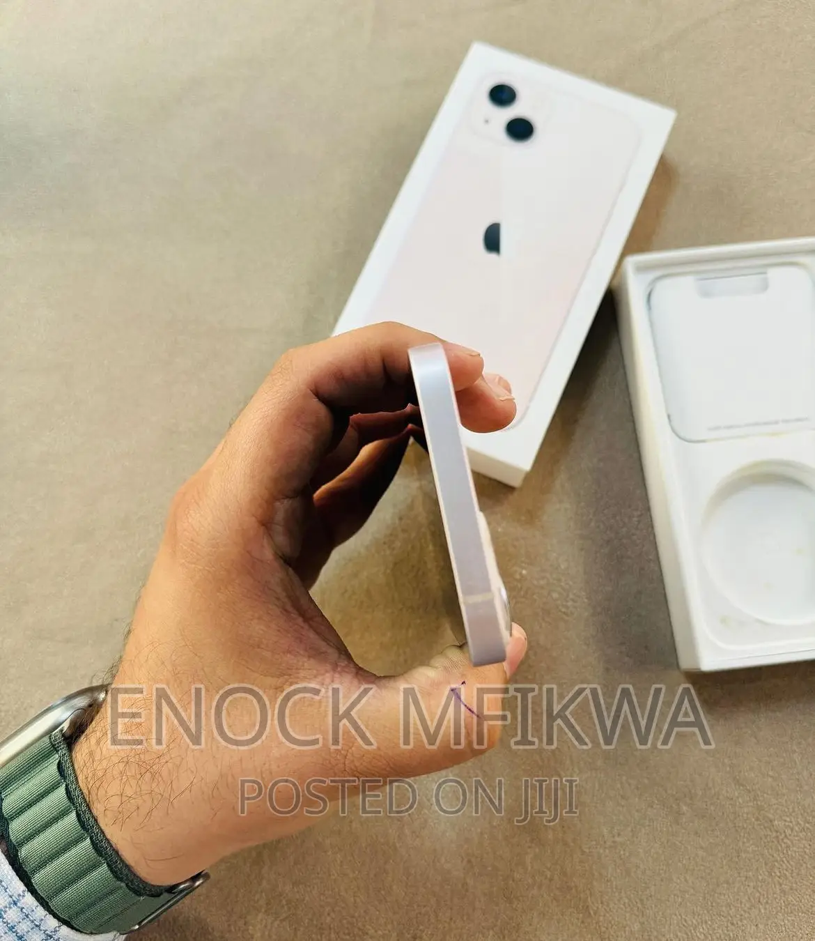 New Apple iPhone 13 128 GB White