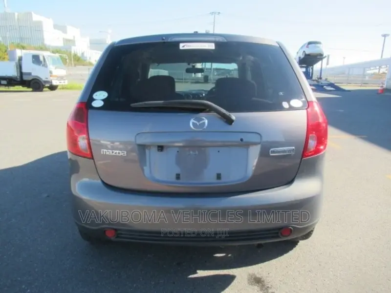 Mazda Verisa 2007 Gray