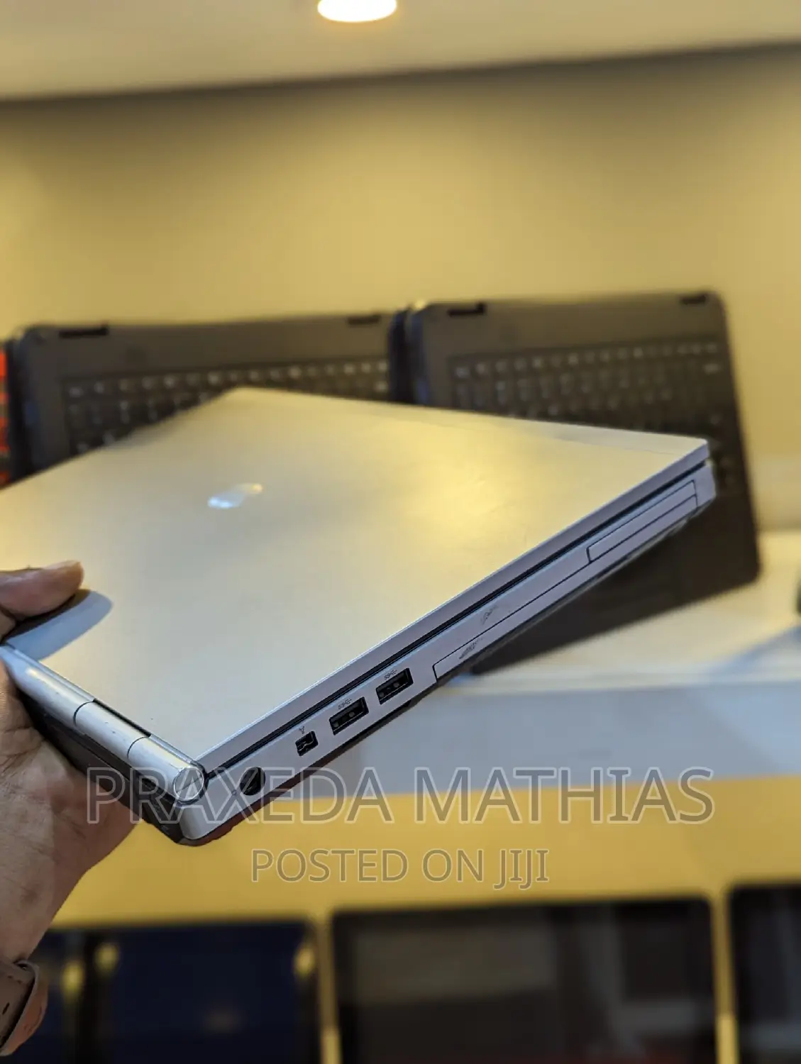 Laptop HP EliteBook 8470P 4GB Intel Core I7 HDD 500GB